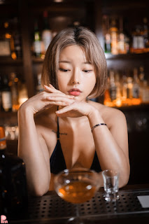 [PINK] U.Hwa (은유화) – Secret Present No.01