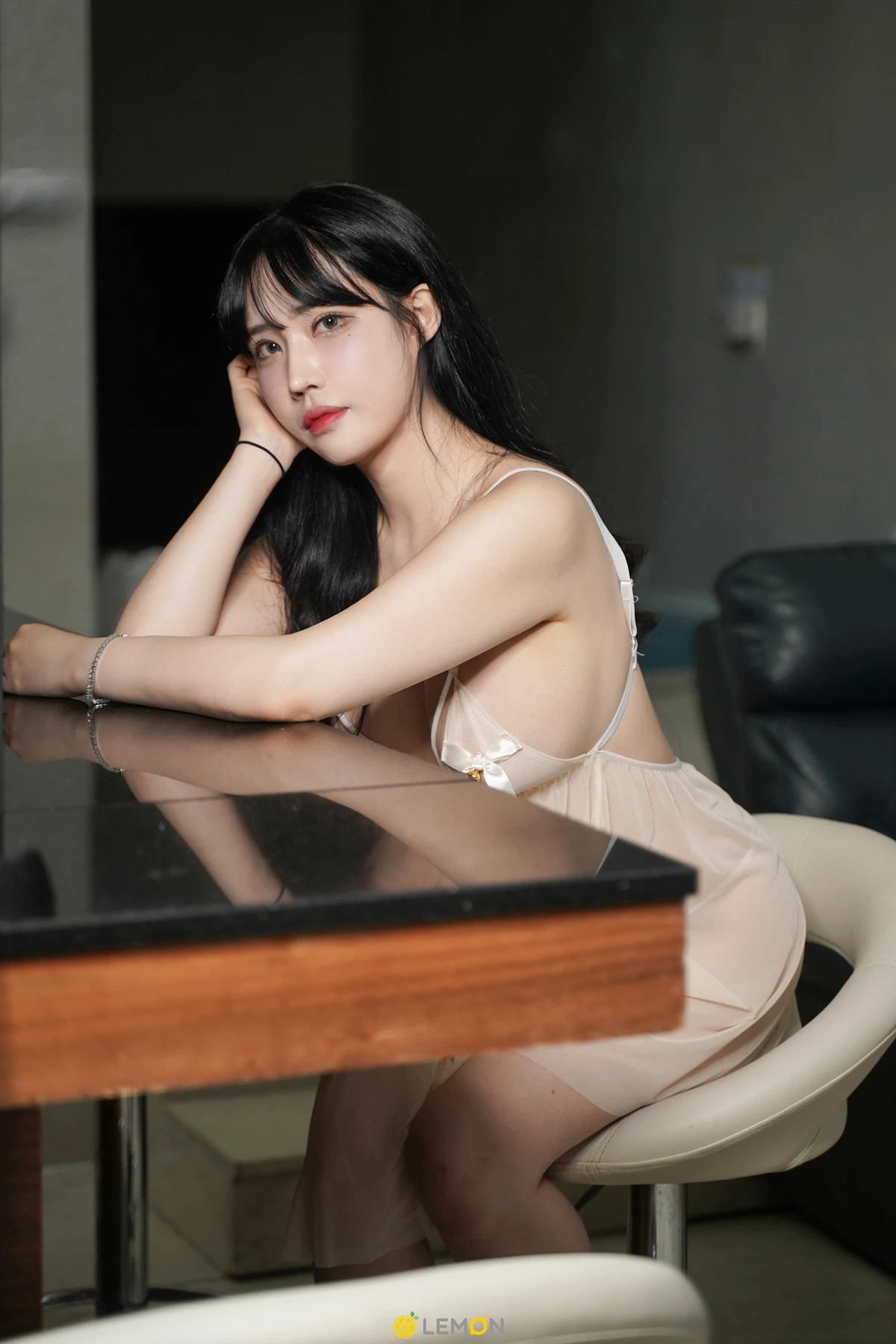 Hani 하니, KIMLEMON Vol.01 Photobook Set.01