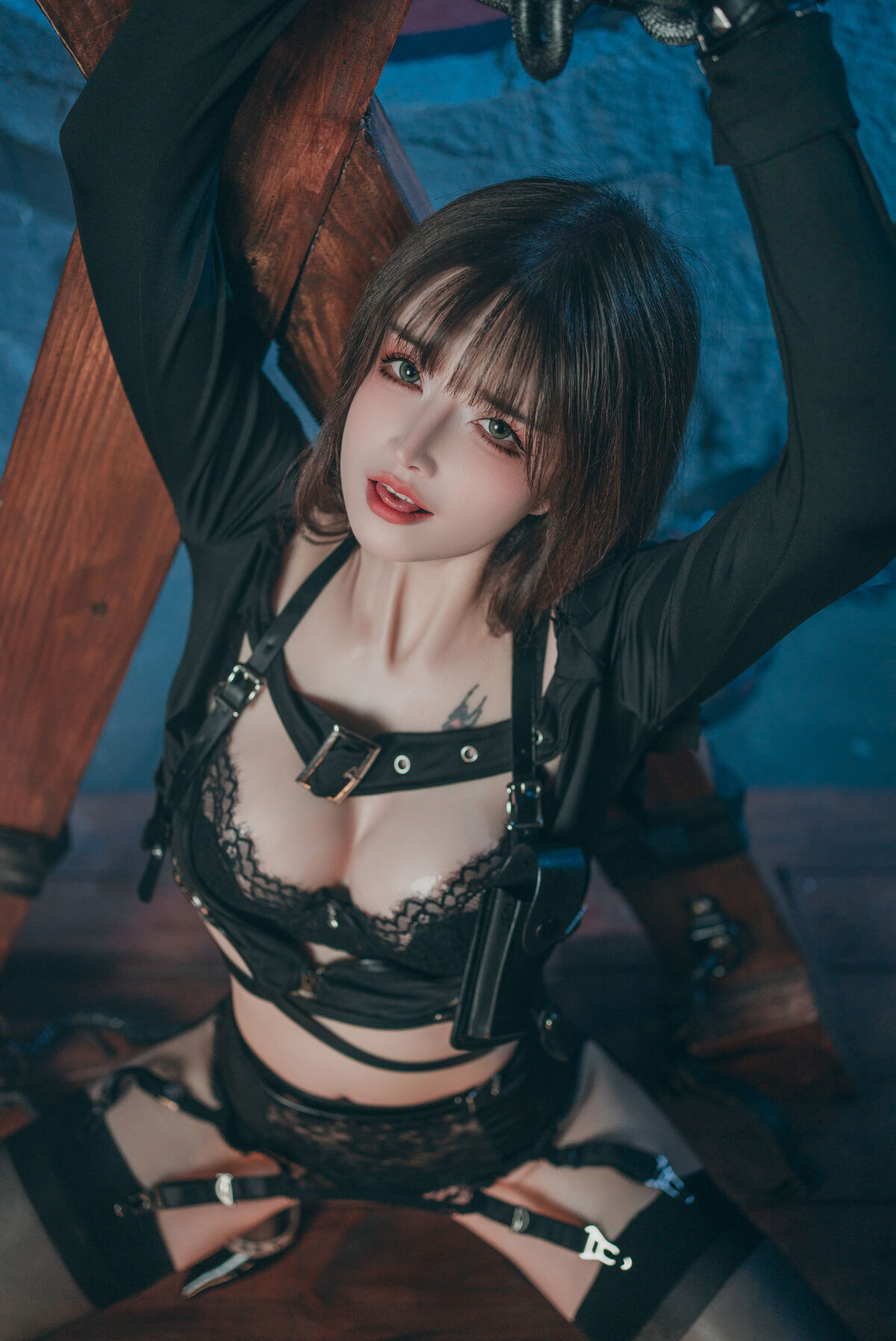 Coser@鹿八岁 – 特工的堕落 后篇 Part02 (56P)
