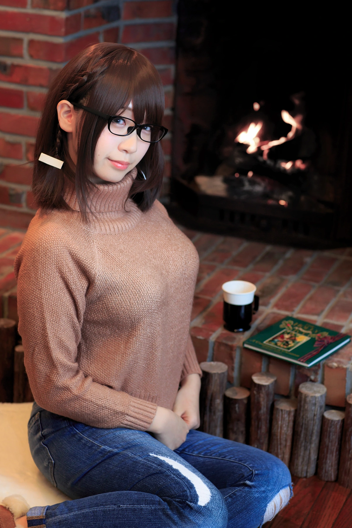 Moe Iori 伊織もえ, 写真集 (月曜日のあの子) Set.01