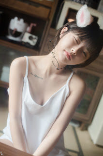 [PINK] U.Hwa (은유화) – My Cat