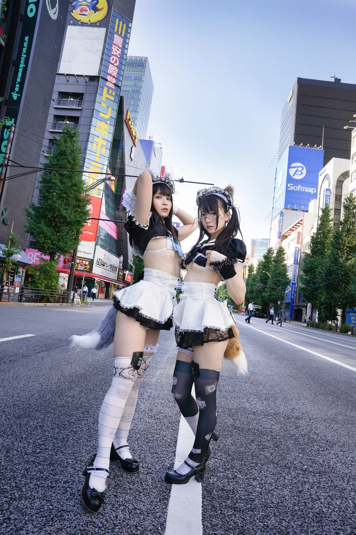 Sui Utatane うたたね翠, Mizuna Shione 水那しおね, 写真集 「野生のメイドがあらわれた！」 Set.02