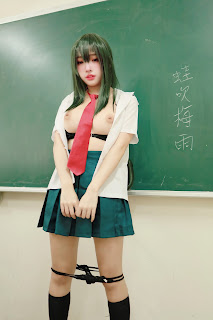Coser@慕慕Momo – 蛙吹梅雨 學生服 Asui Tsuyu
