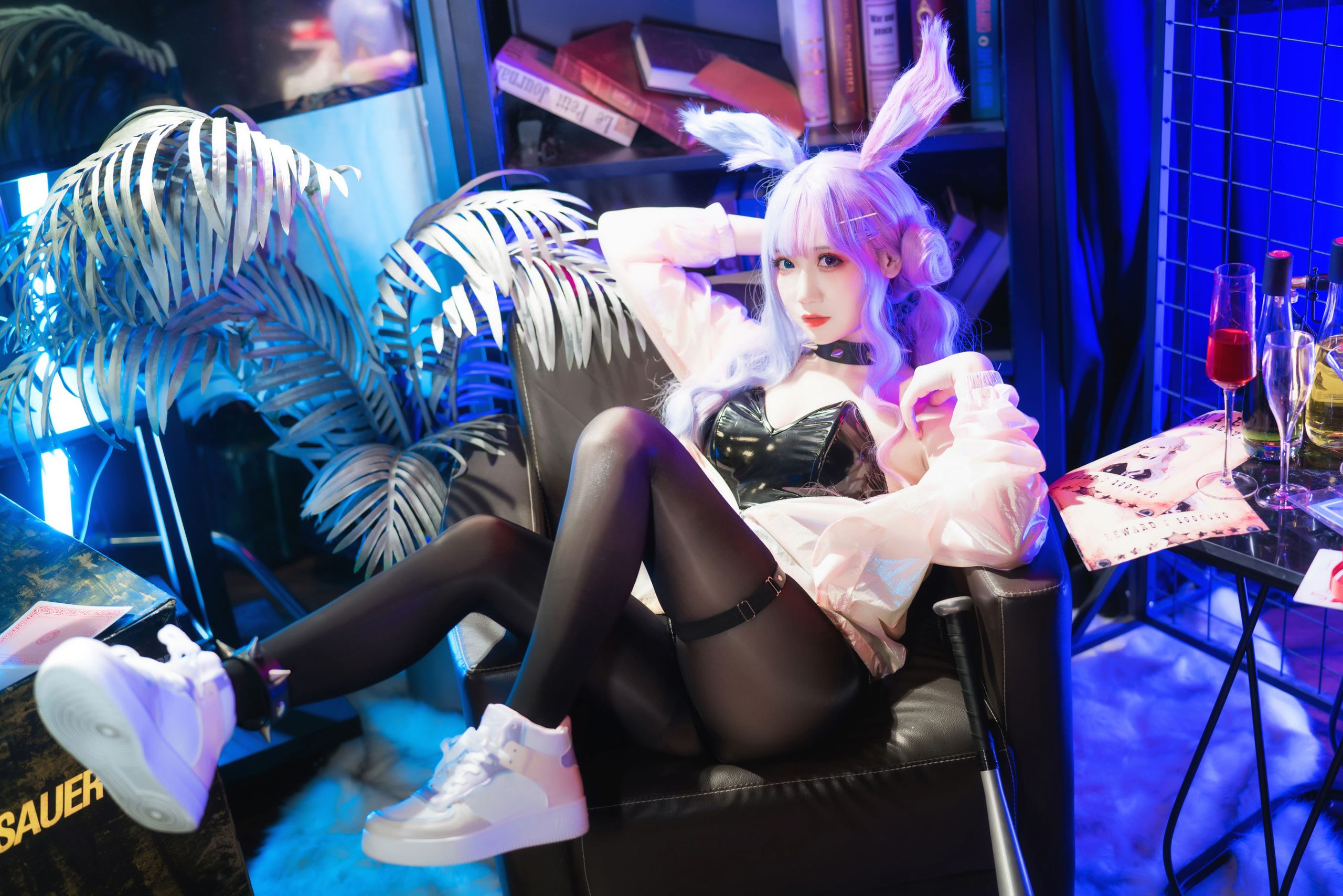 [福利COS] 焖焖碳 - 麻辣兔头X异色兔
