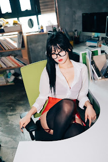 [Loozy] Zia (지아) – Office slave