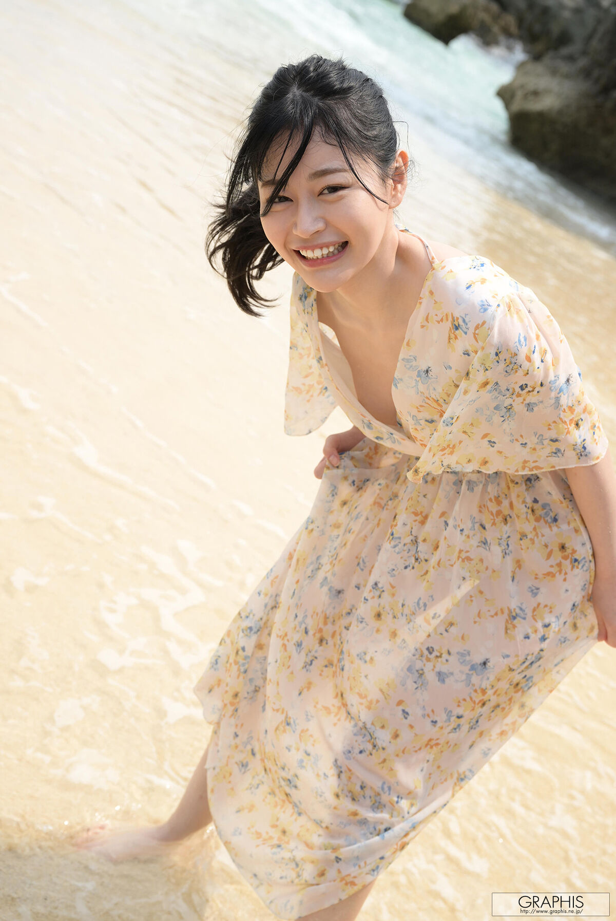 JP Uta Hibino 響乃うた – Graphis Gals Refreshing Smile Part1