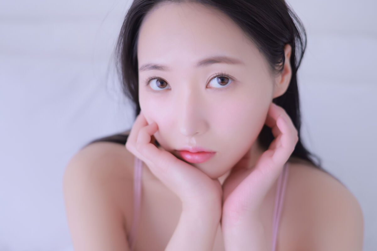 Yeon Hwa 연화 – Pure White Girl Part1