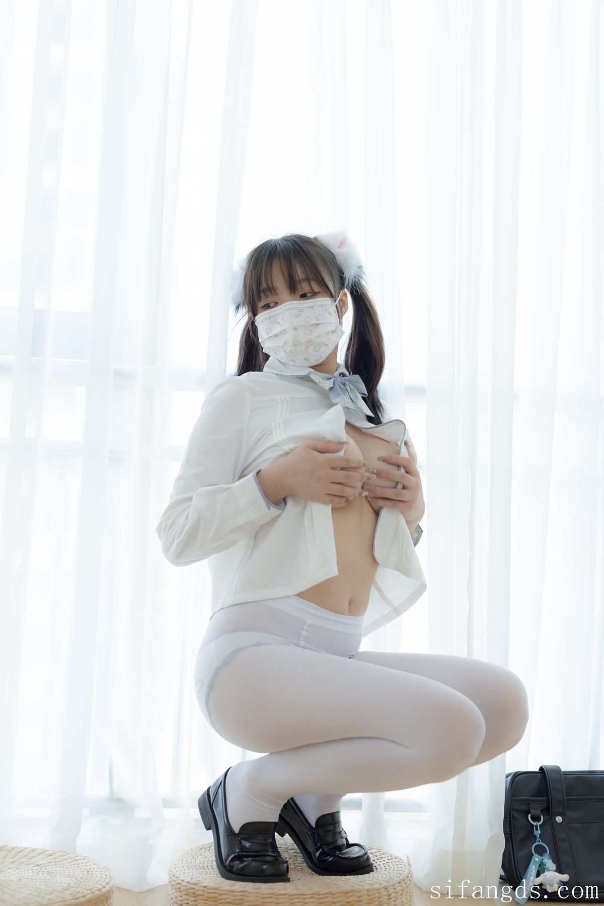 Shao Nu Zhi Xu 少女秩序 – 超级VIP 内部高价定制 R18 JK束缚 Part01 (61P – 1V)