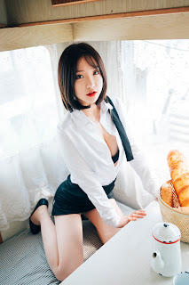 [Loozy] Son Ye-Eun (손예은)- Officegirls Vacation Vol.2