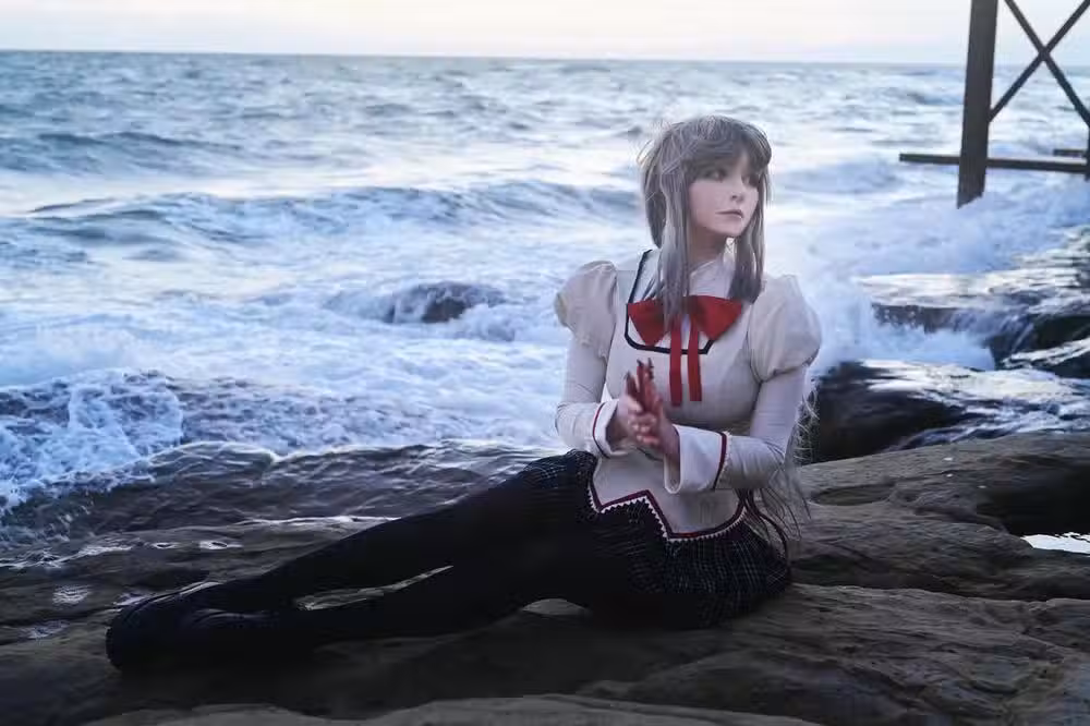 山茶花-Akemi Hamura