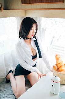 [Loozy] Son Ye-Eun (손예은)- Officegirls Vacation Vol.2
