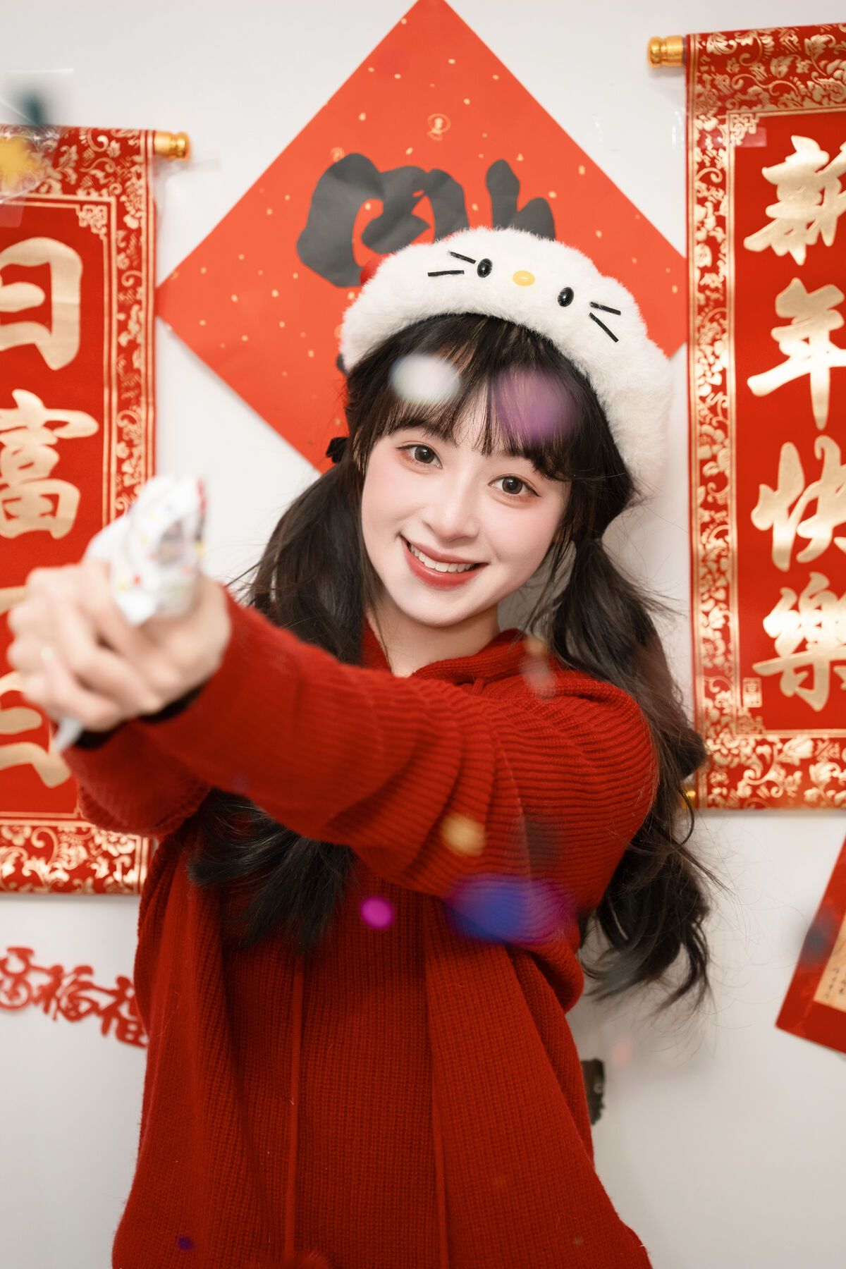 YiTuYu艺图语 Vol.8193 夏芋小年 (22P)
