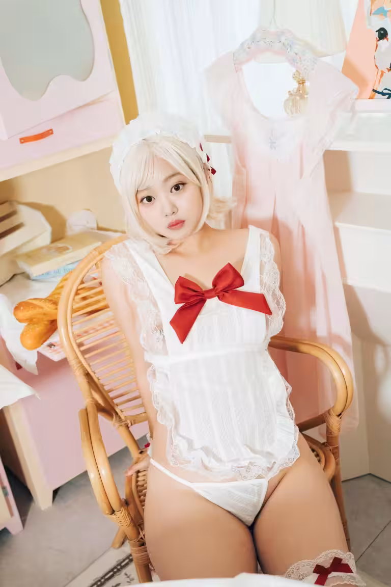 （角色扮演）Zinieq Klara Pokemon（28p）