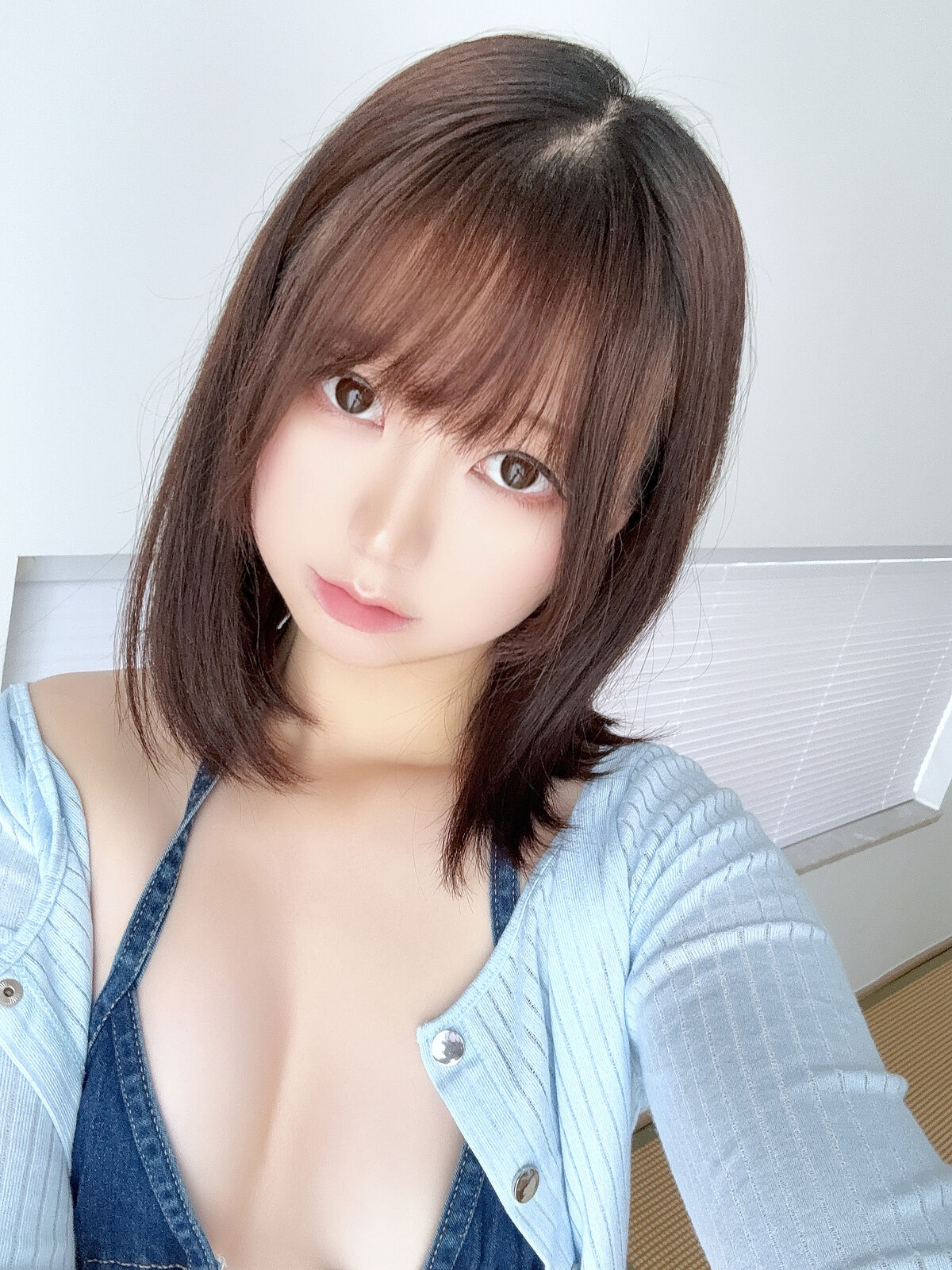 Coser@Nagisa魔物喵 – 2025年04月打包合集 Part01 (73P – 6V)