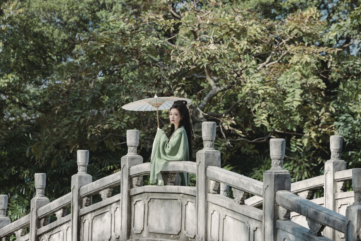 YiTuYu艺图语 Vol.8473 失眠面包蟹 (31P)