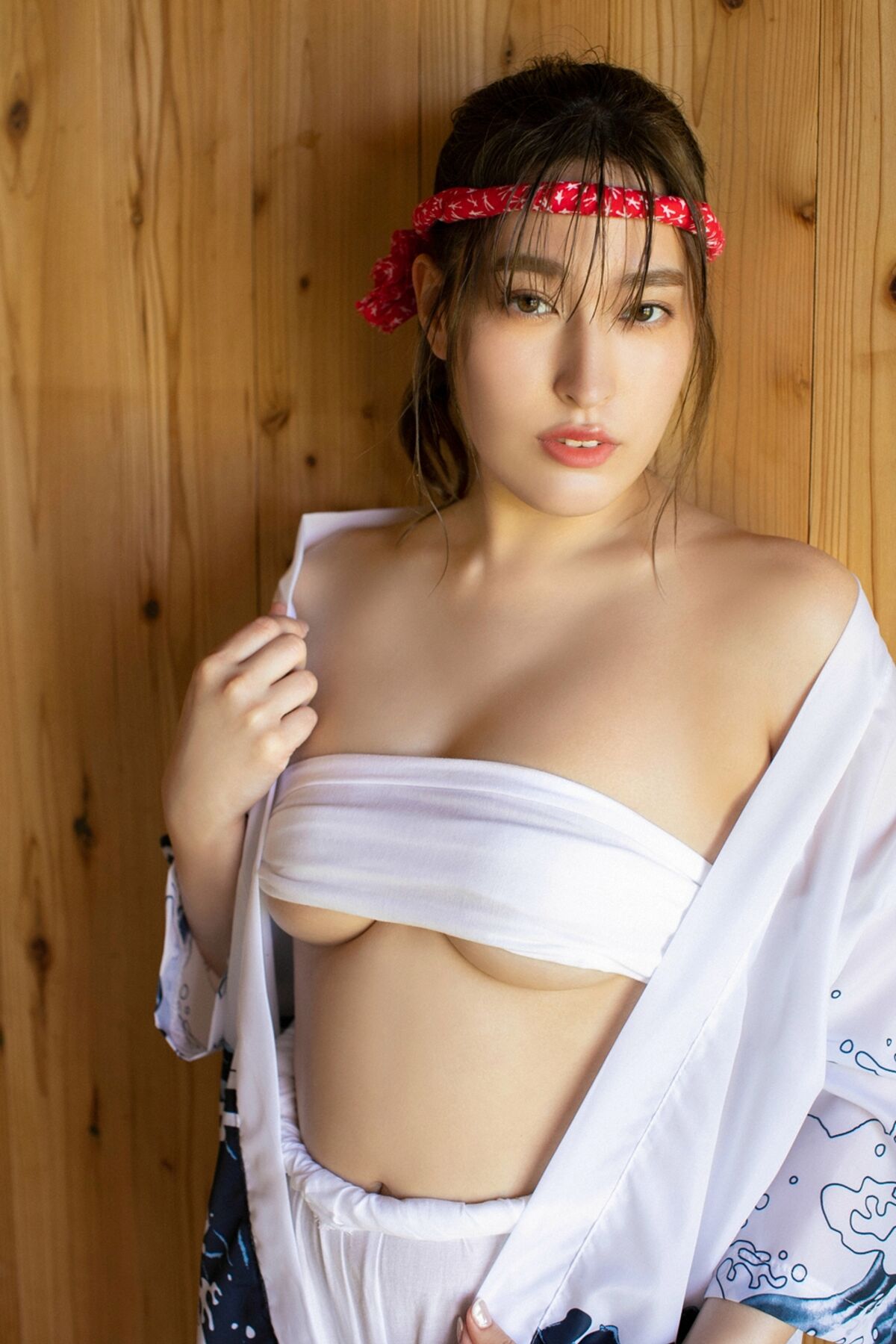 YS Web 2021-09-01 Vol.928 Rina Hirata 平田梨奈 – 元AKB48ひらりーの衝撃 泡風呂ショット