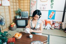 [Loozy] Booty Queen – Girl Room (+S.Ver)