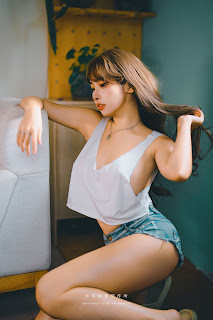 Coser@慕慕Momo – 新婚後不斷誘惑我的妻子