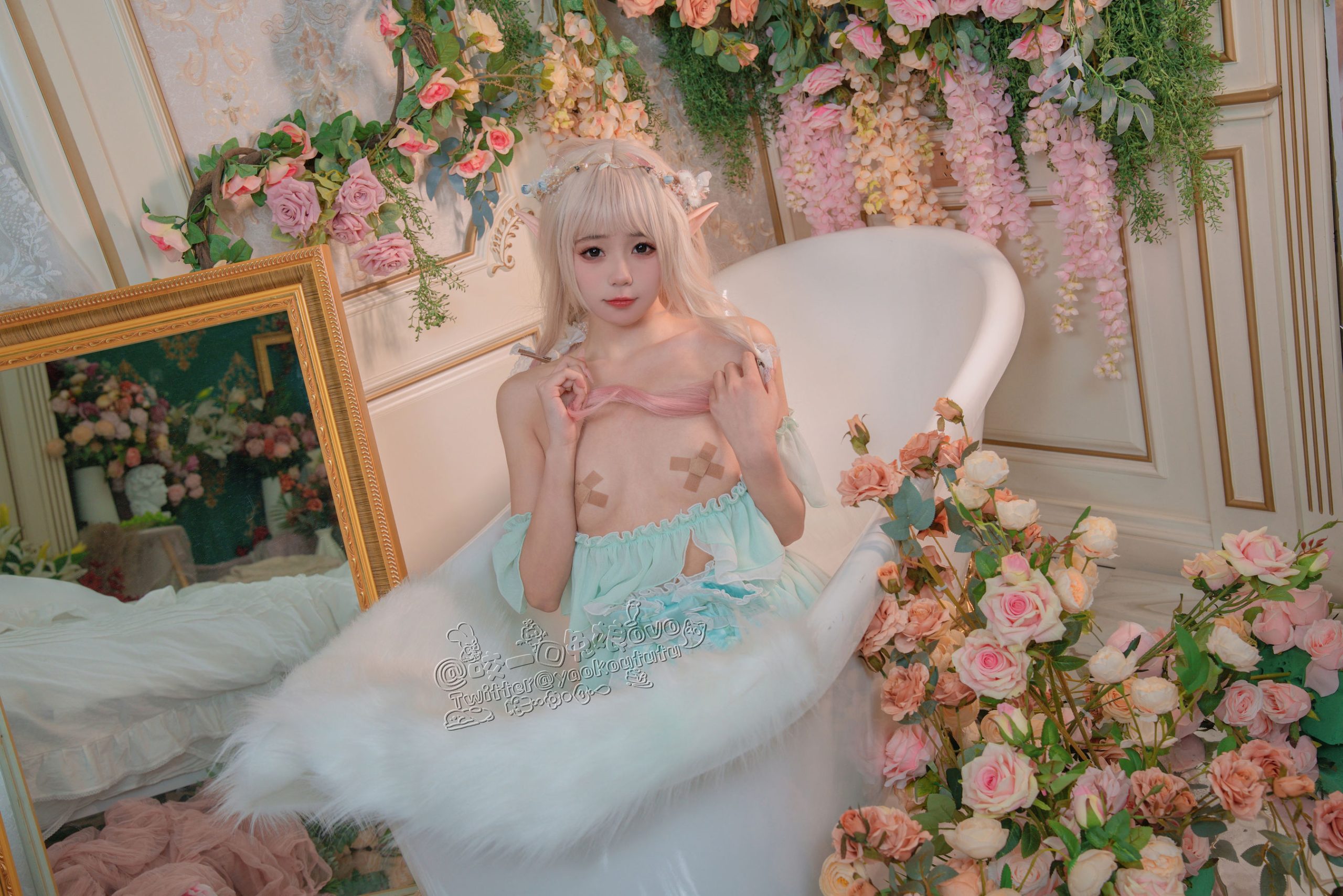 [福利COS] 咬一口兔娘 - 豌豆公主的秘密花房