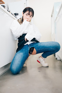 [Loozy] Sonson (손손) – Nude Apron