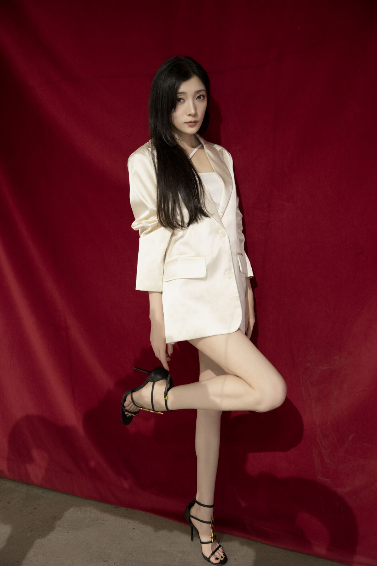 YiTuYu艺图语 Vol.8218 YFALA (39P)