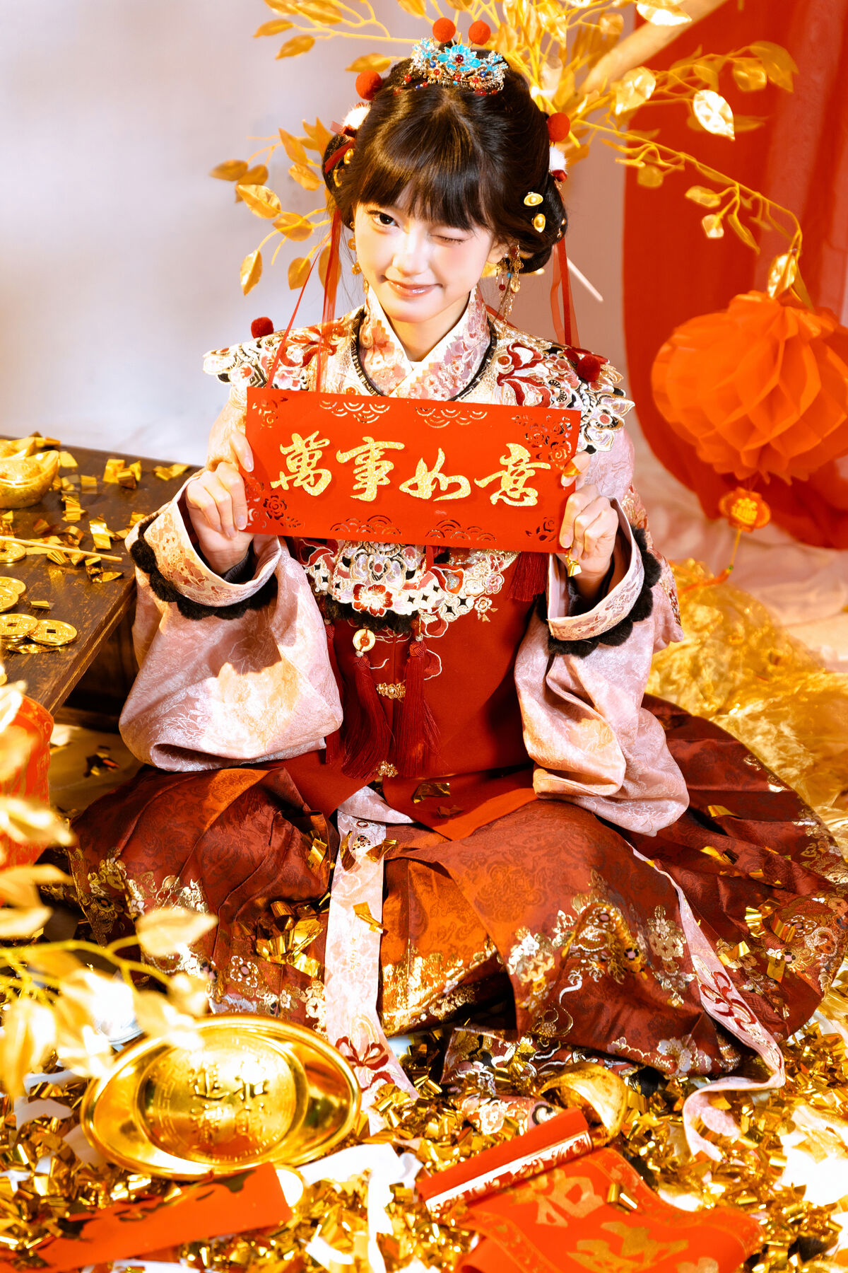 YiTuYu艺图语 Vol.8472 冷酷王爷 (24P)