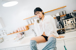 [Loozy] Sonson (손손) – Nude Apron