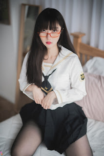 [PINK] Sin Na Rin – Come Here Slaves