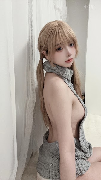 Coser@疯猫ss 露背毛衣