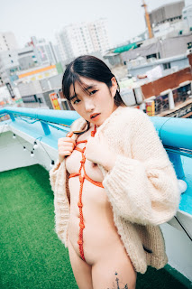 [Loozy] Sonson (손손) – Bondage Camp (+S.Ver)
