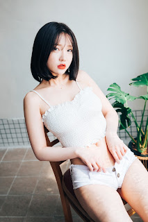 [Loozy] Son Ye-Eun (손예은) – Officegirls Vacation Vol.1