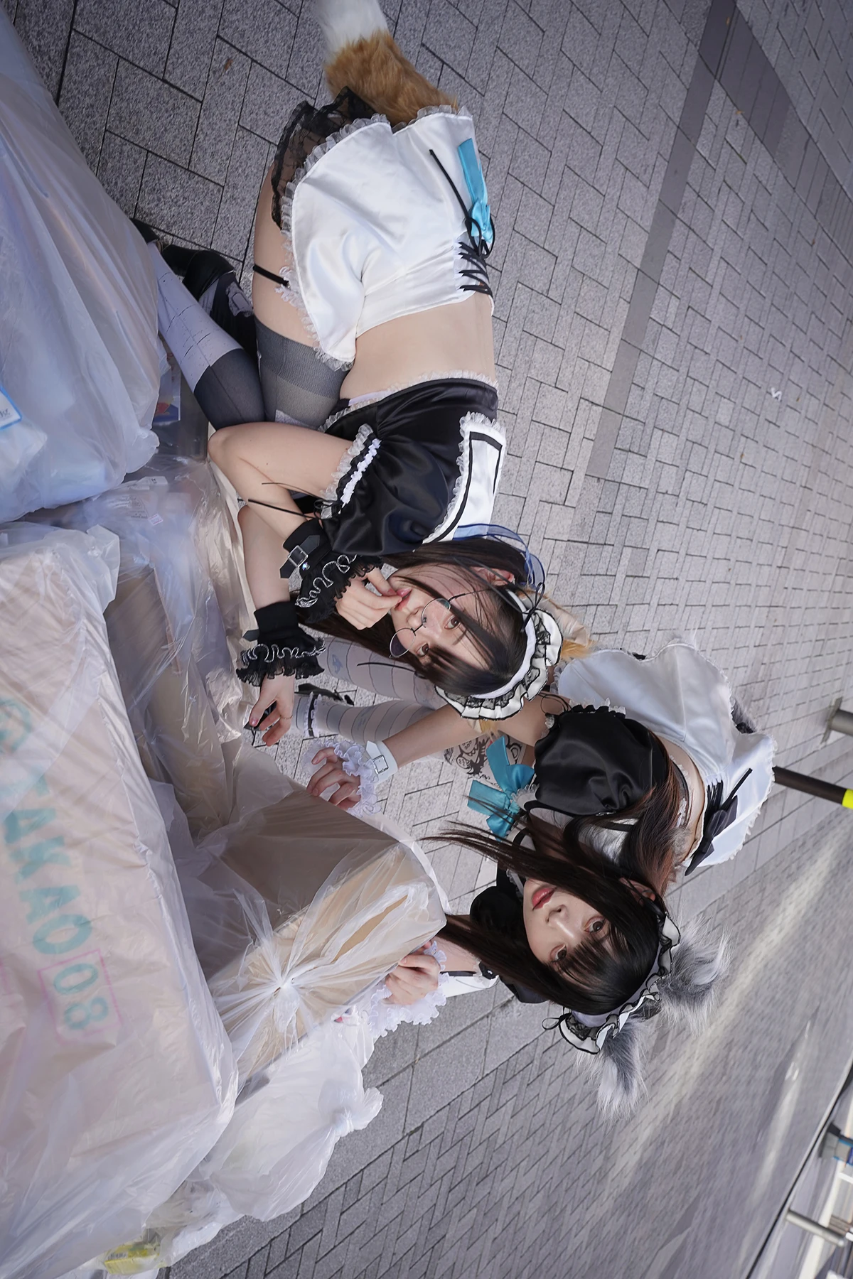 Sui Utatane うたたね翠, Mizuna Shione 水那しおね, 写真集 「野生のメイドがあらわれた！」 Set.03