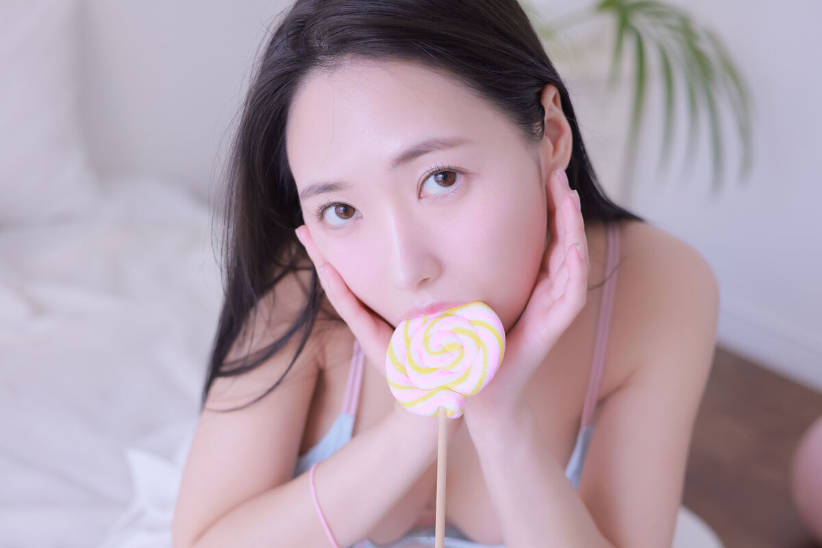 Yeon Hwa 연화 – Pure White Girl Part1