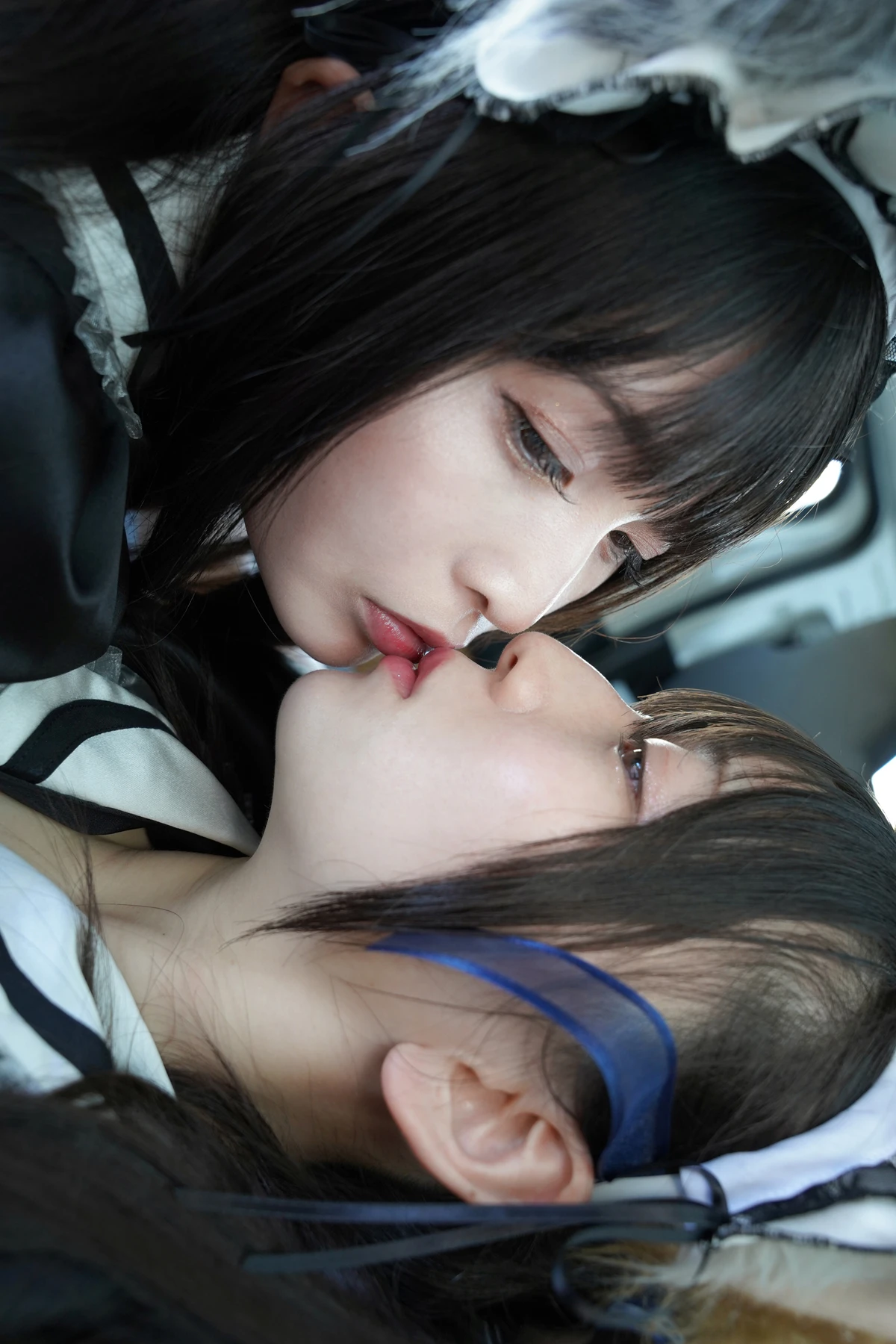 Sui Utatane うたたね翠, Mizuna Shione 水那しおね, 写真集 「野生のメイドがあらわれた！」 Set.04