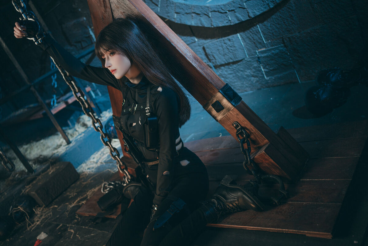 Coser@鹿八岁 – 特工的堕落 后篇 Part01 (56P – 1V)