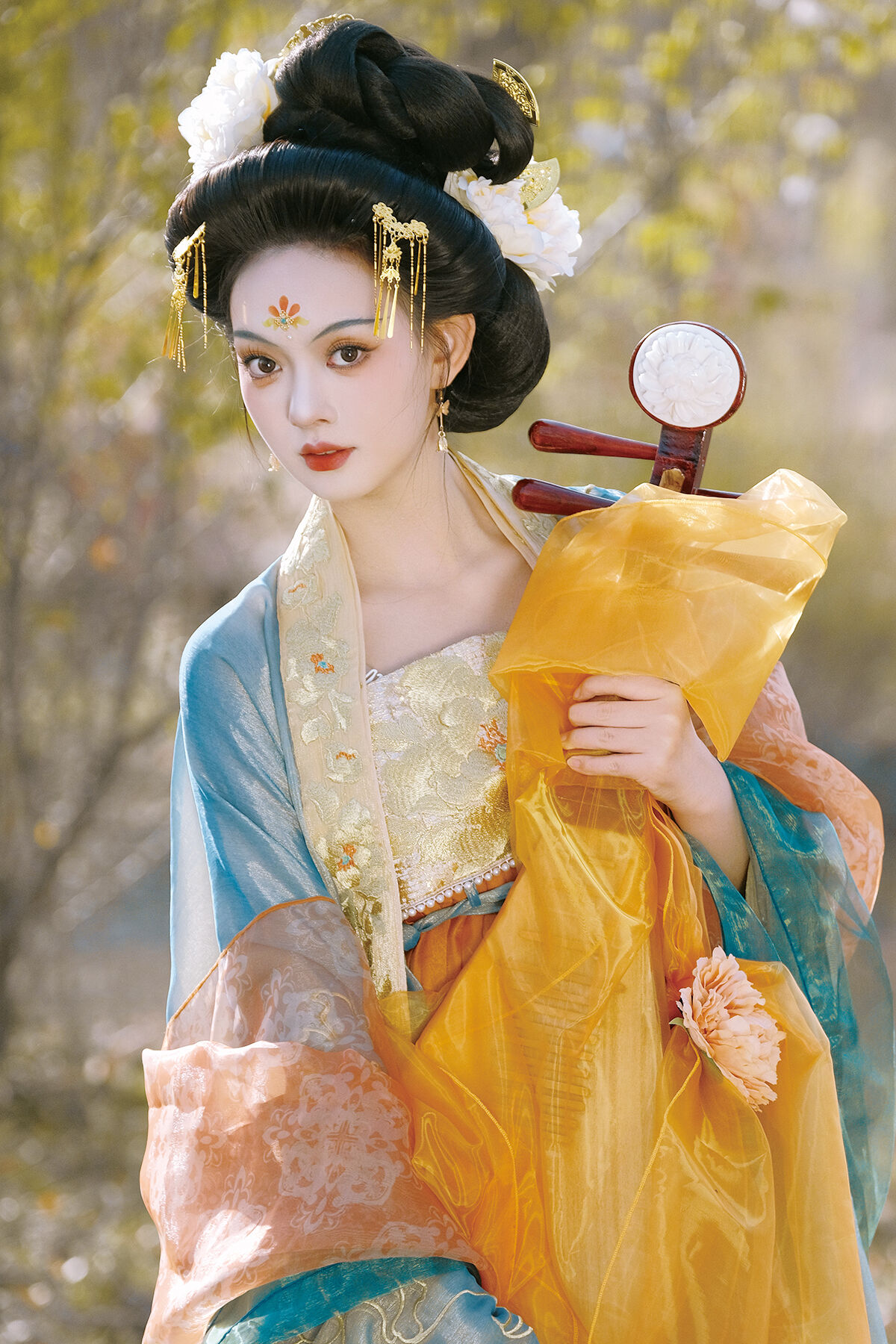 YiTuYu艺图语 Vol.8070 秋秋 (23P)