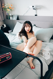 [Loozy] Son Ye-Eun (손예은) – Private Tutor + S.Ver