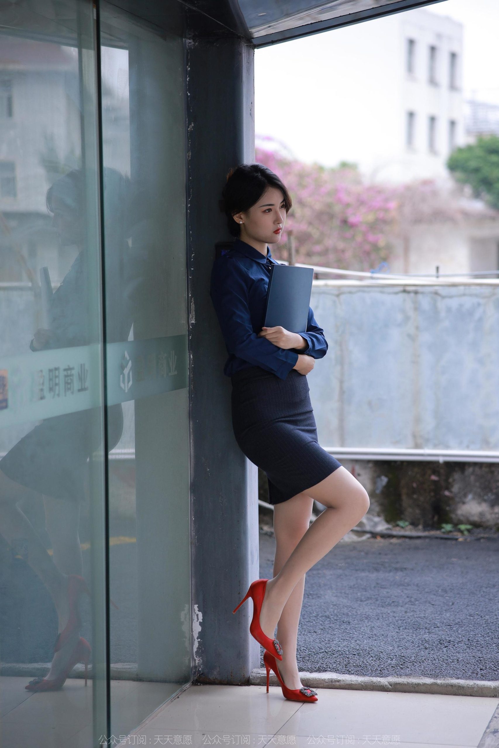 IESS异思趣向 - 模特：小宝 《都市女白领》