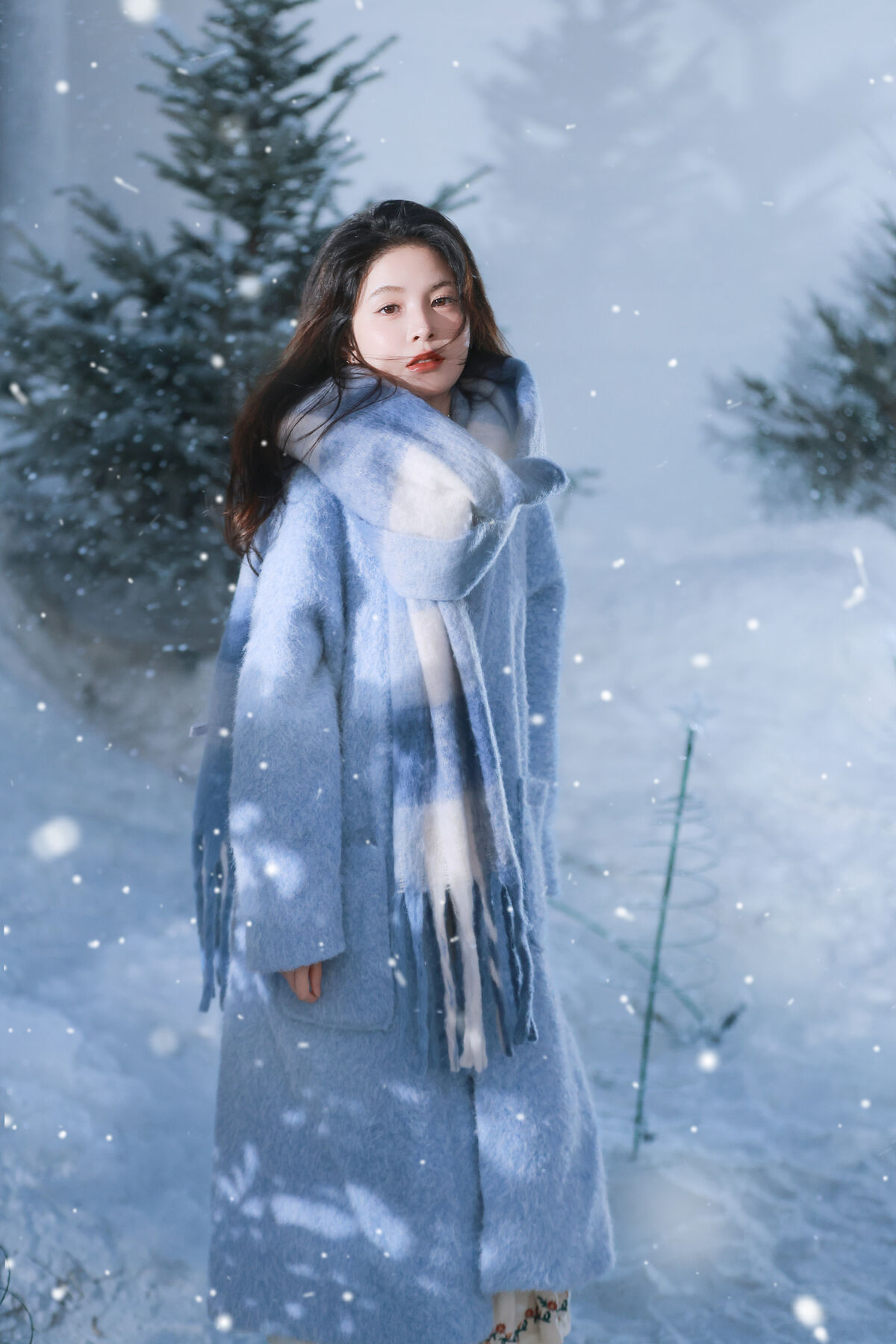 YiTuYu艺图语 Vol.8506 裸心心 (22P)