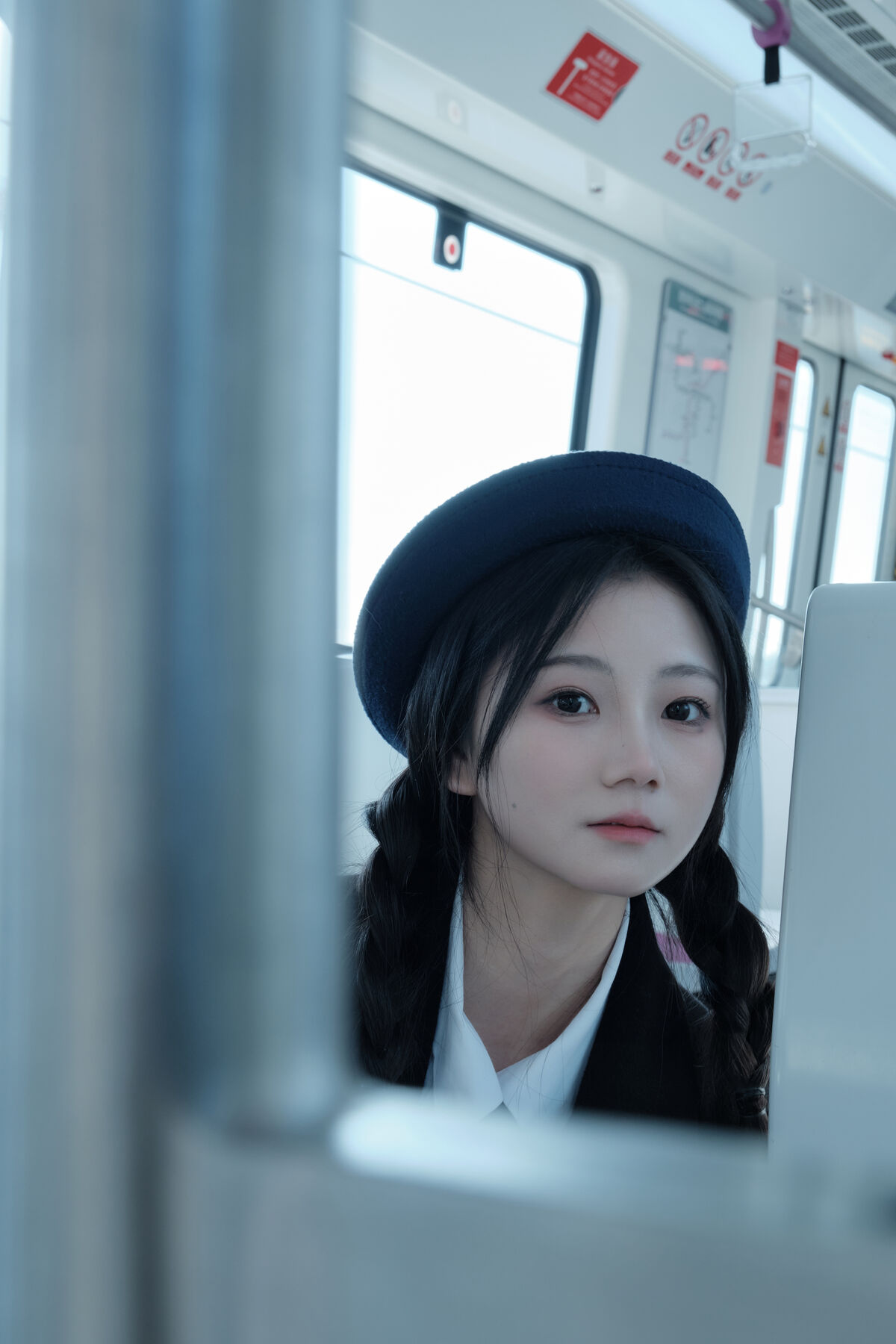 YiTuYu艺图语 Vol.8474 肉宋堡 (24P)
