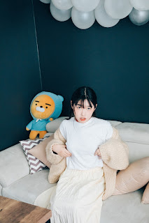 [Loozy] Sonson (손손) – Bondage Camp (+S.Ver)