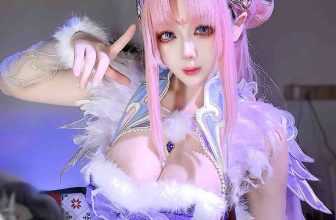 Coser: 九言 (Jiu Yan) Cosplay Ziping Yin – Naraka Bladepoint