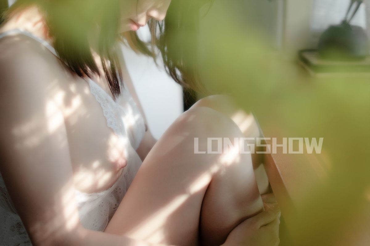 Longshow Photography – 唯美色情写真集 Part01 (64P – 37V)