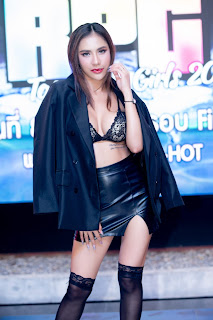 Artwha Desu – Photos P17
