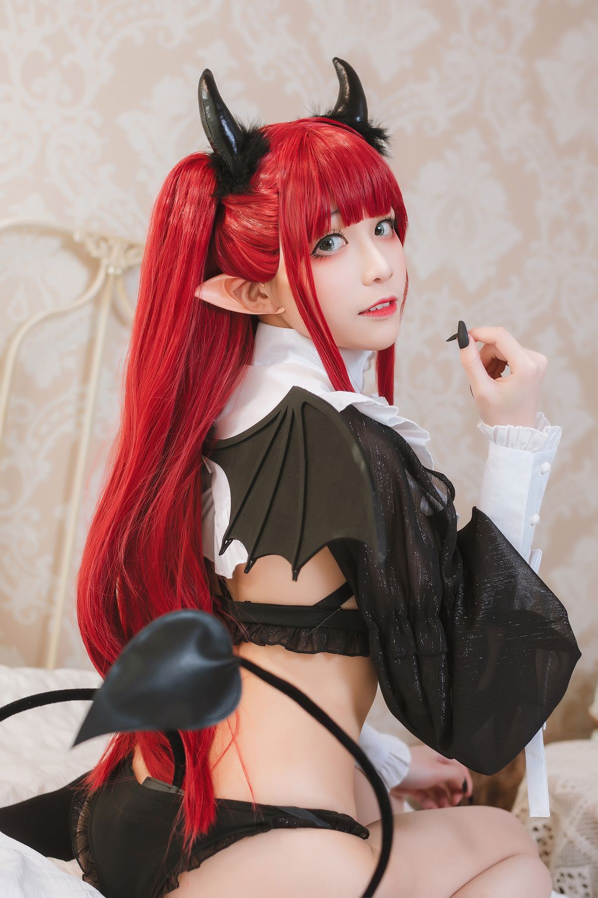 Coser@Tomoyo酱 – 更衣人偶 利兹魅魔 (24P)