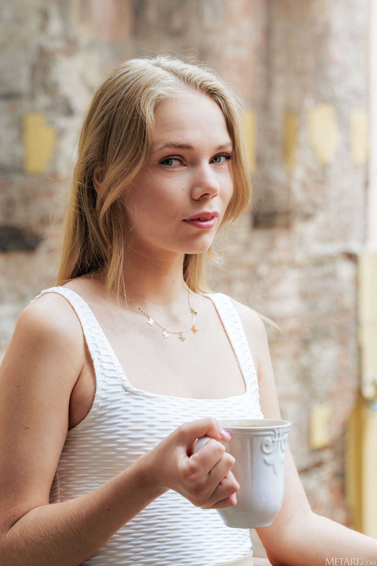 MetArt Luise – Early Summer Morning 1 Part01 (52P)