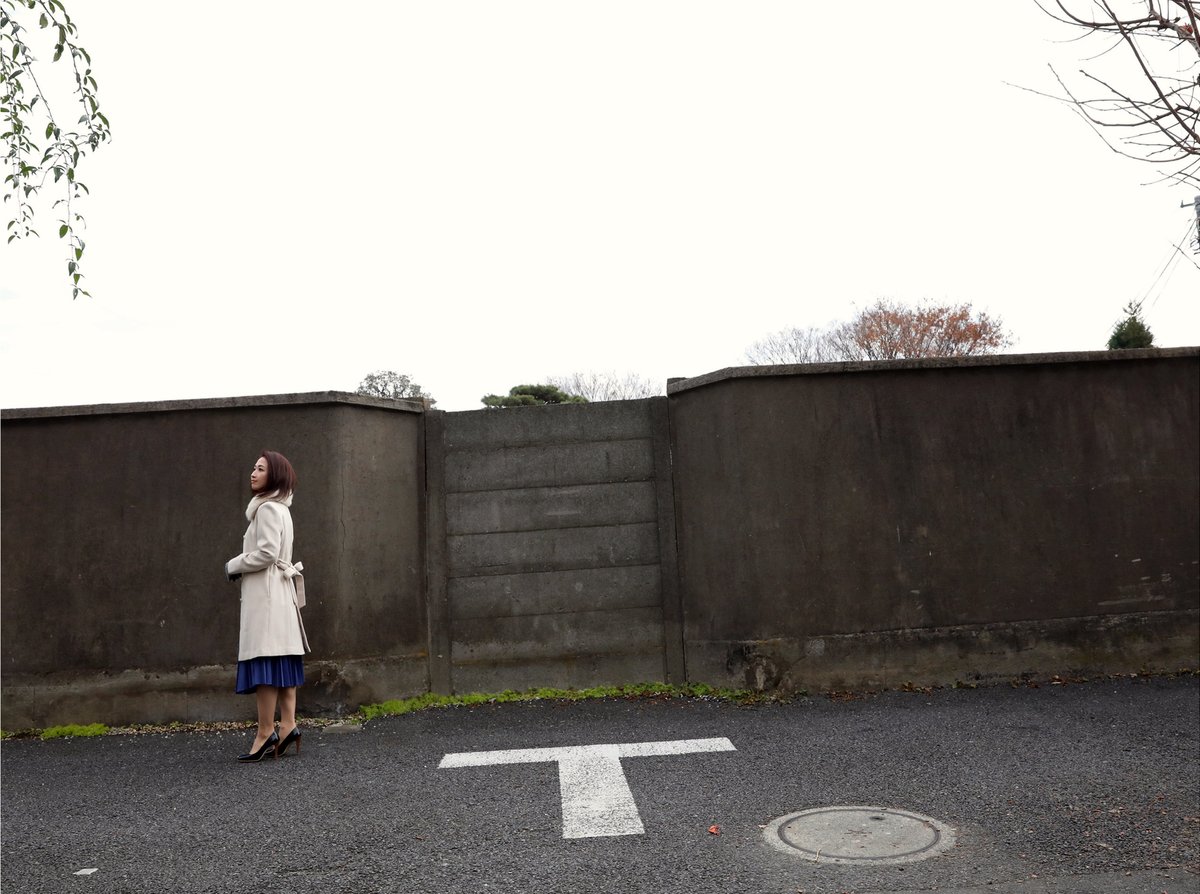 JP Mito Kana 水戸かな – 花を愛でる人