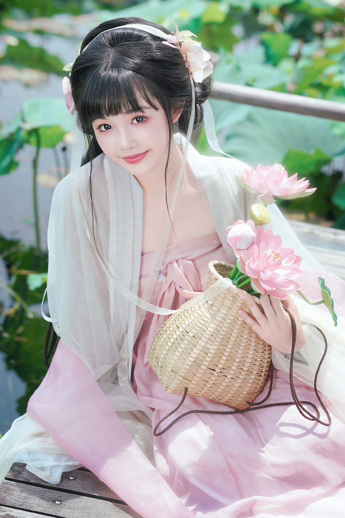 YiTuYu艺图语 Vol.7561 Yu Kimi