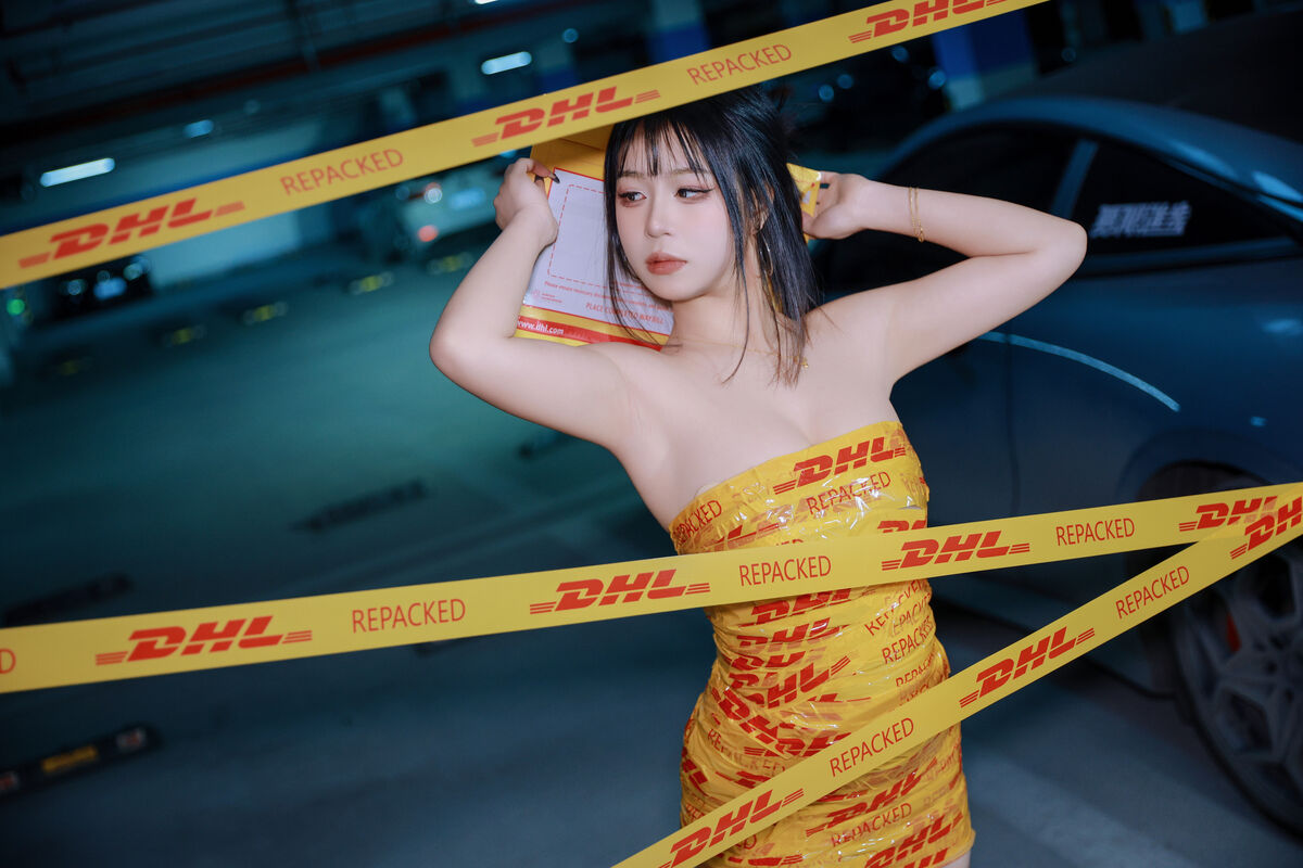 YiTuYu艺图语 Vol.8494 王哪跑 (28P)