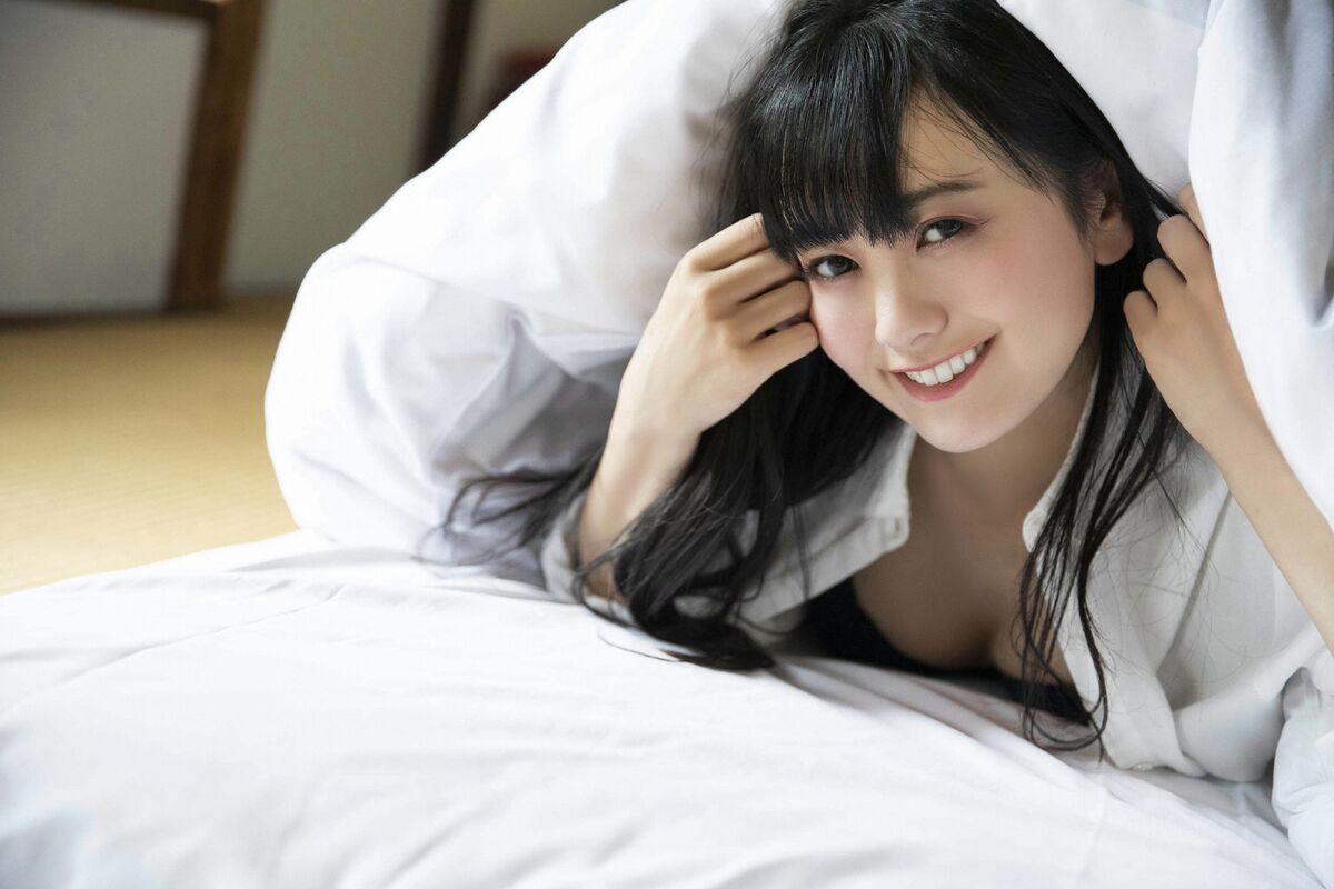 YS Web 2020-12-09 Vol.901 Mariko Seyama 脊山麻理子 – 才女アナウンサーの愛人遊戯